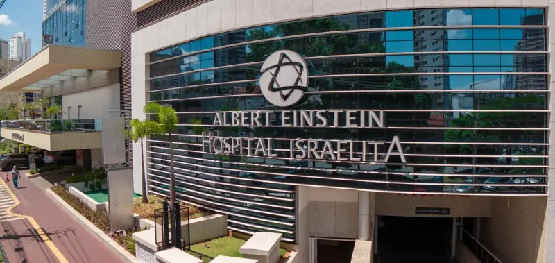 Fachada do Einstein Goiânia